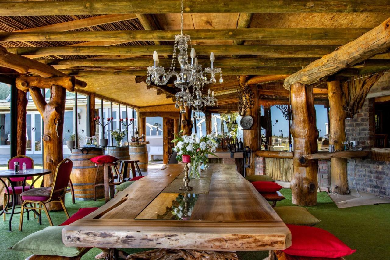 Tniqua Stable Inn Plettenberg Bay Exterior photo