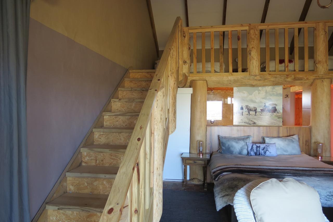 Tniqua Stable Inn Plettenberg Bay Exterior photo